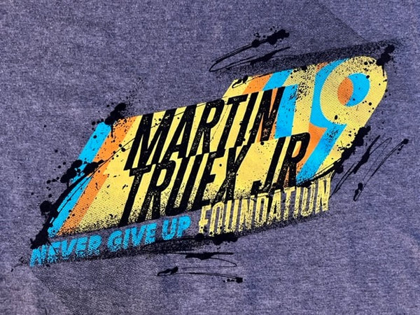 19 Never Give Up Tee